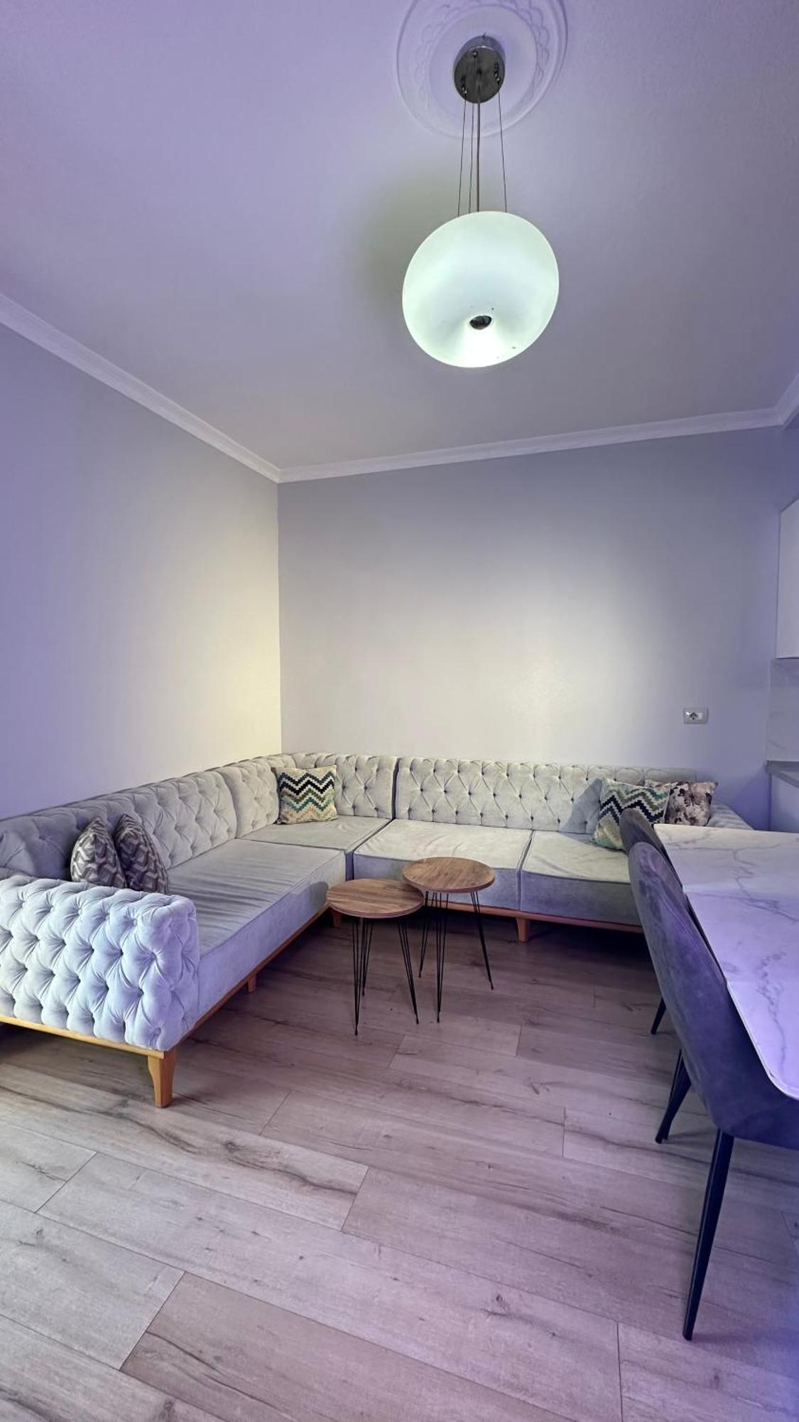 Bllok: Central Cozy Stay, 24/7 Self Check-In ติรานา ภายนอก รูปภาพ